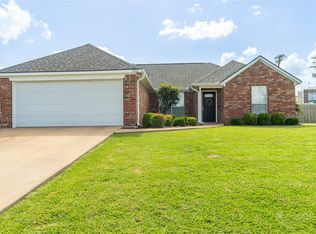 5002 Canton Ave, Greenville, TX 75402