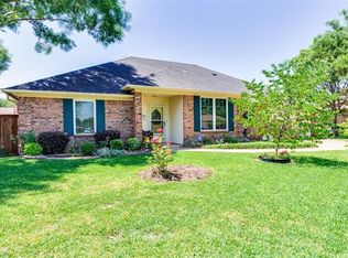5717 Rio De Janeiro Cir, North Richland Hills, TX 76180