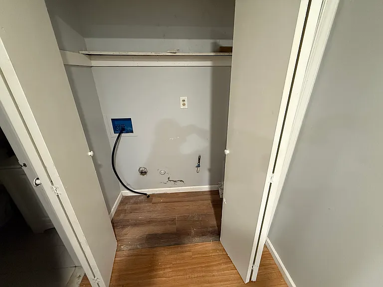55 Chester Ave #1 — Photo 2