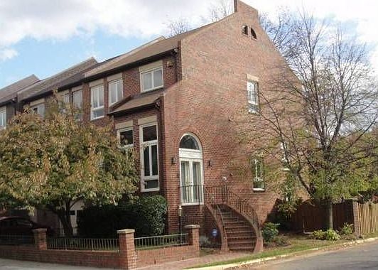 1st image of 10173 Turnberry Pl