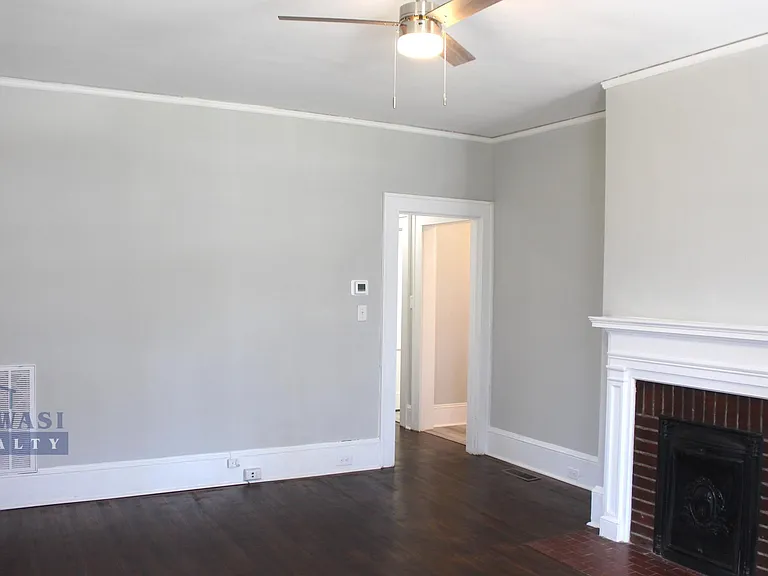 501 S Lee St — Photo 2