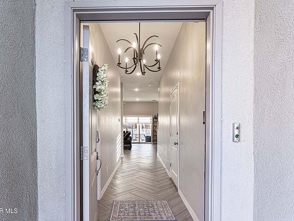 5th image of 6209 Kings River Ln