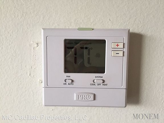 3rd image of 1725 Grismer Ave Unit 308