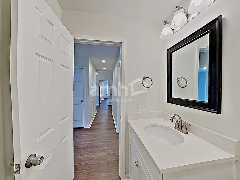 1038 Secretariat Dr — Photo 16
