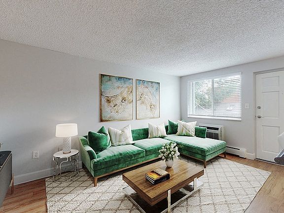 2nd image of 8 S Logan St APT 204