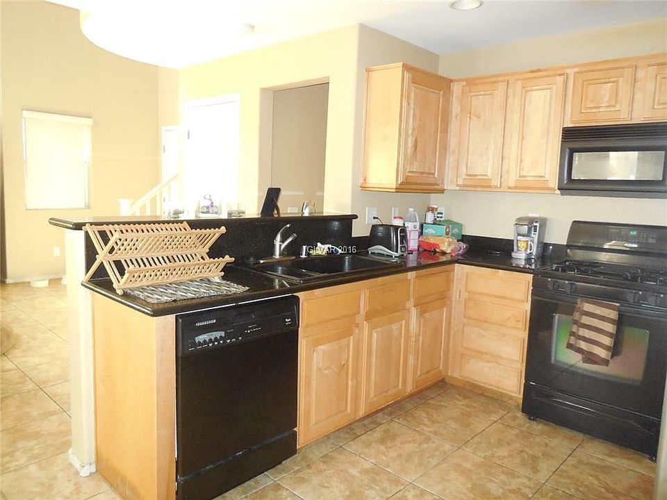 1st image of 10598 Pueblo Springs St