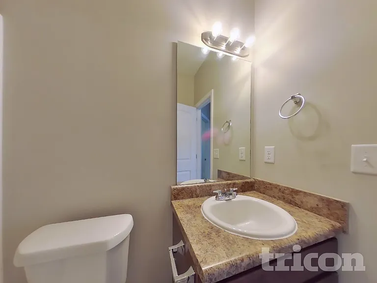 124 Kings Crossing Ct — Photo 15