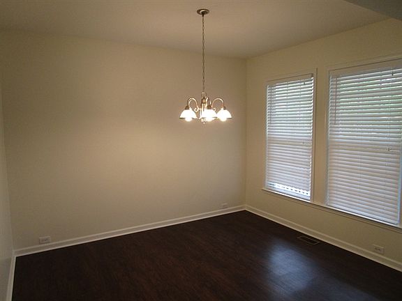 2nd image of 713 Lily Glen Ln