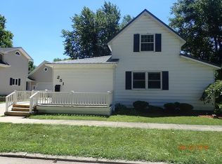 251 W Randolph St, Nappanee, IN 46550