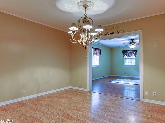 5th image of 4005 Honeysuckle Ln