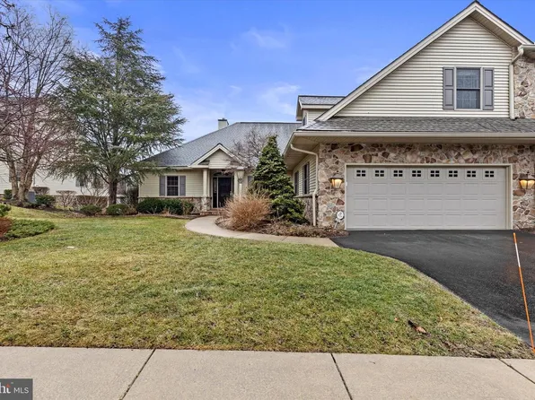 2111 Carey Way, Hummelstown, PA 17036
