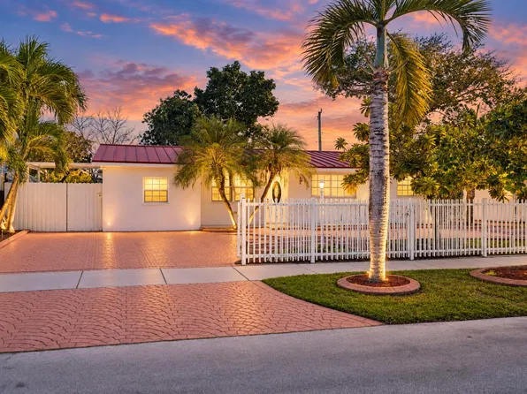 3435 SW 104th Ct, Miami, FL 33165