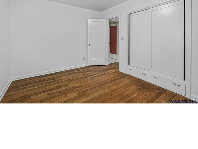 1030 16th St NE — Photo 18