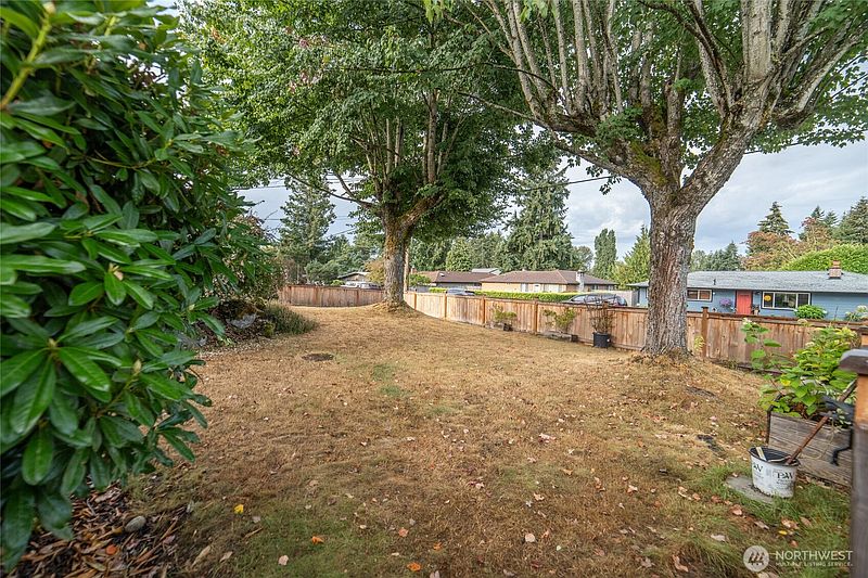 3rd image of 17220 129th Avenue SE