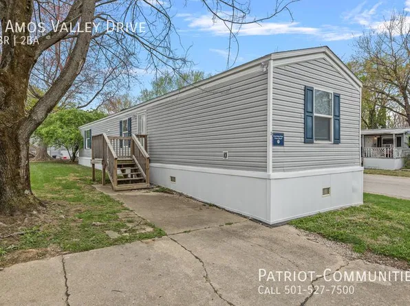 3 Amos Valley Dr, Springfield, IL 62702