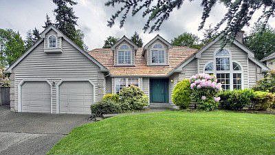 1st image of 1514 28th Pl SE