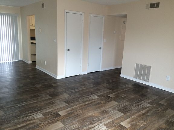 5th image of 6517 51st Ave N APT 142