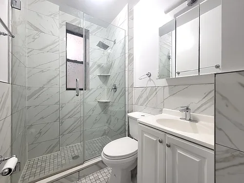 3147 Broadway Photo 1