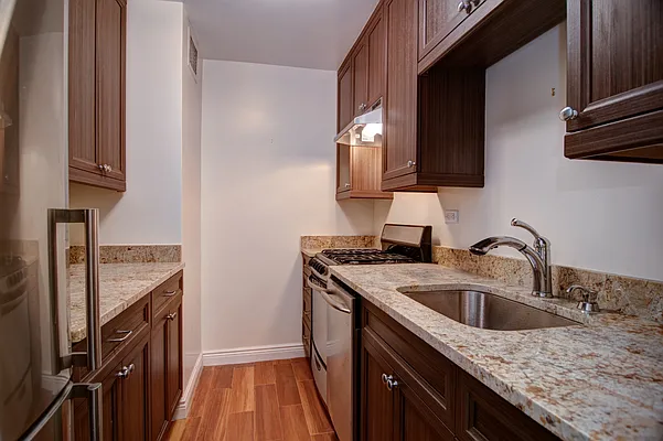 Sold by Compass | media 10