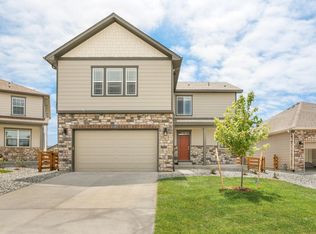 22634 E Radcliff Dr, Aurora, CO 80015
