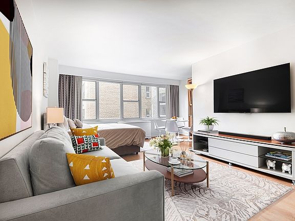 2nd image of 69 5th Ave APT 8A