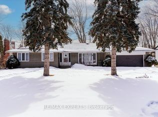 5325 Lawrence Ave E, Toronto, ON M1C 1R5