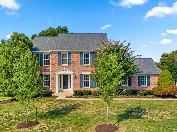 7812 NW Flagstone Ct, Ellicott City, MD 21043