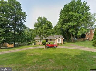 8204 Higham Rd, Lorton, VA 22079