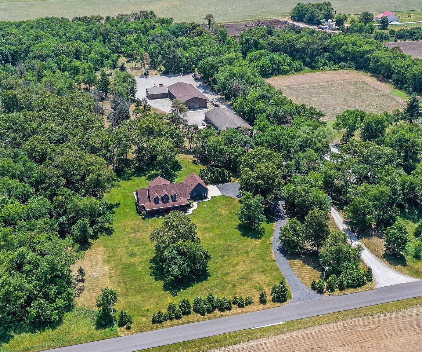 3745 W 900 N, Wheatfield, IN 46392 MLS 531282 Zillow