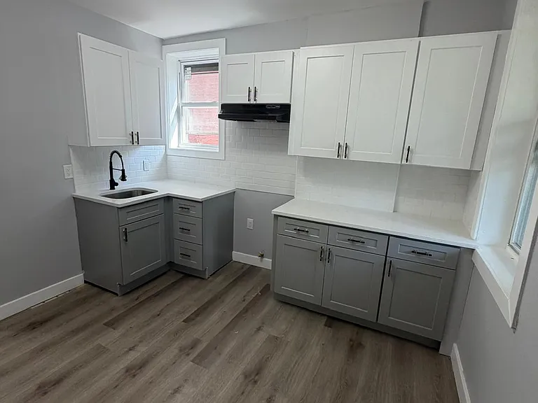 113 Elizabeth Ave #C — Photo 2