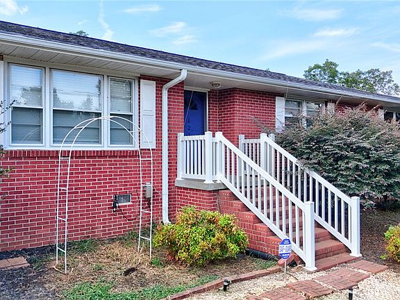 2nd image of 121 Wilson Rd