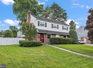 551 Maplewood Rd, Springfield, PA 19064