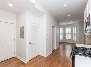 1008-12 W 18th Pl #302, Chicago, IL 60608