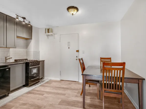 1420 York Avenue 5A image 3 of 6