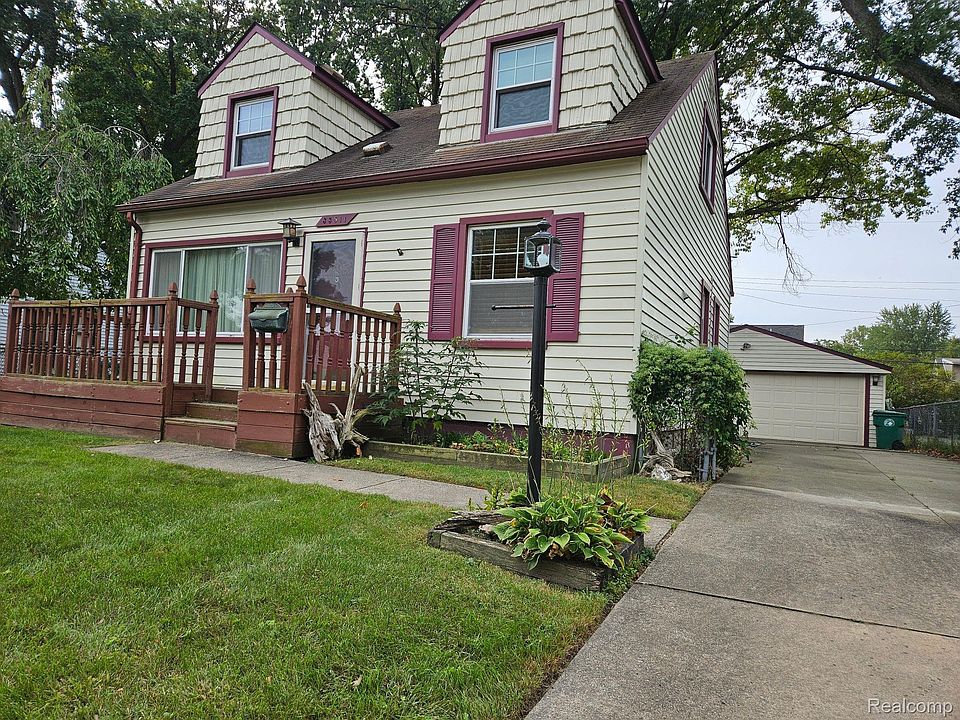 1st image of 33511 Hennepin St