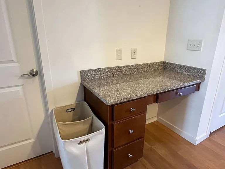 2150 S Main St #308 — Photo 9
