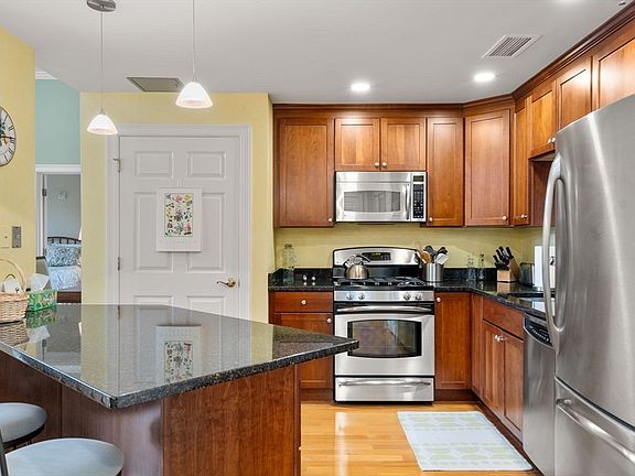 4th image of 106 Washington St Unit 45