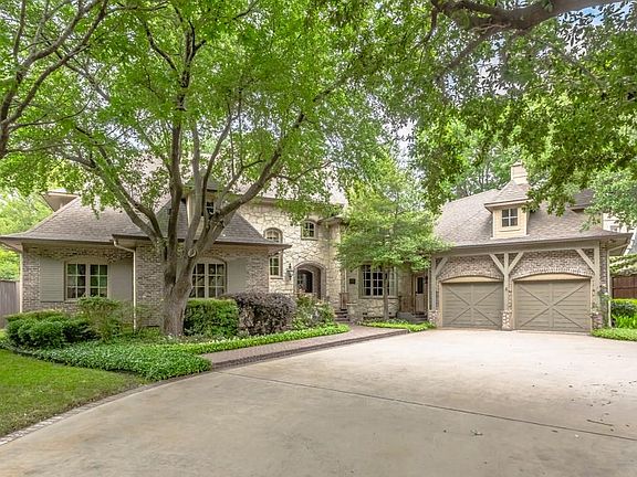 3rd image of 6215 Prestonshire Ln