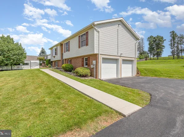 71 Pheasant Ridge Rd, Hanover, PA 17331