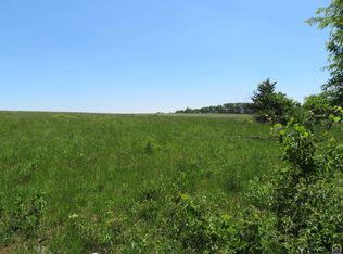 3724 Newman Rd, Perry, KS 66073