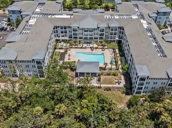 Claremont Daniel Island