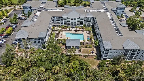 Claremont Daniel Island Photo 1