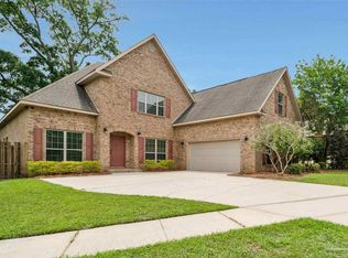 2106 Staff Dr, Cantonment, FL 32533
