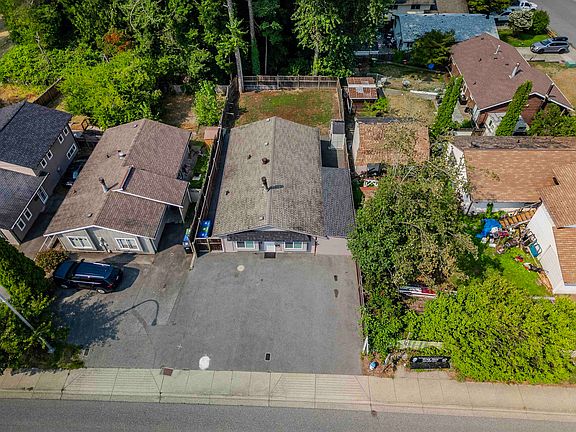 3rd image of 32565 George Ferguson Way