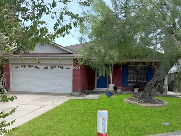 2609 Persimmon St, Corpus Christi, TX 78415