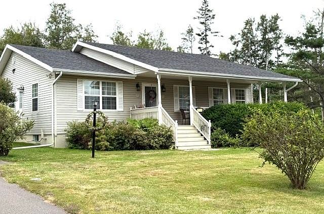 1st image of 22 Parkview Ln