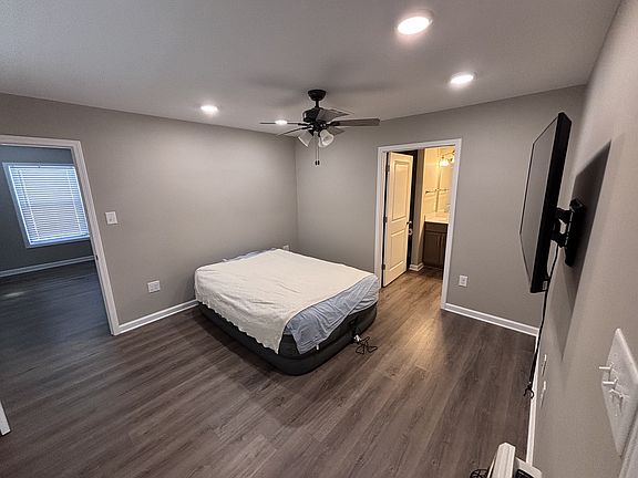 5th image of 5365 Sango Rd