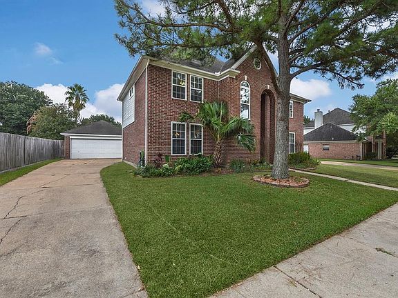 3rd image of 6214 Paddle Wheel Dr