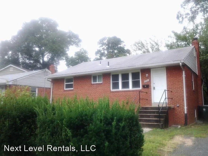 8516 Potomac Ave photo 1
