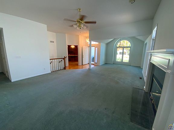 2nd image of 6227 SW 40th Ct
